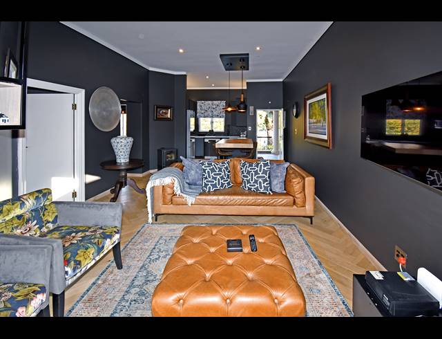 2 BEDROOM APARTMENT FOR SALE IN MELROSE NORTH